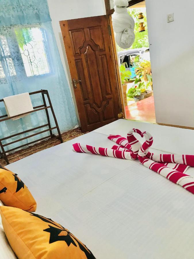 Sigiri Lakshan Home Stay Сигирия Екстериор снимка