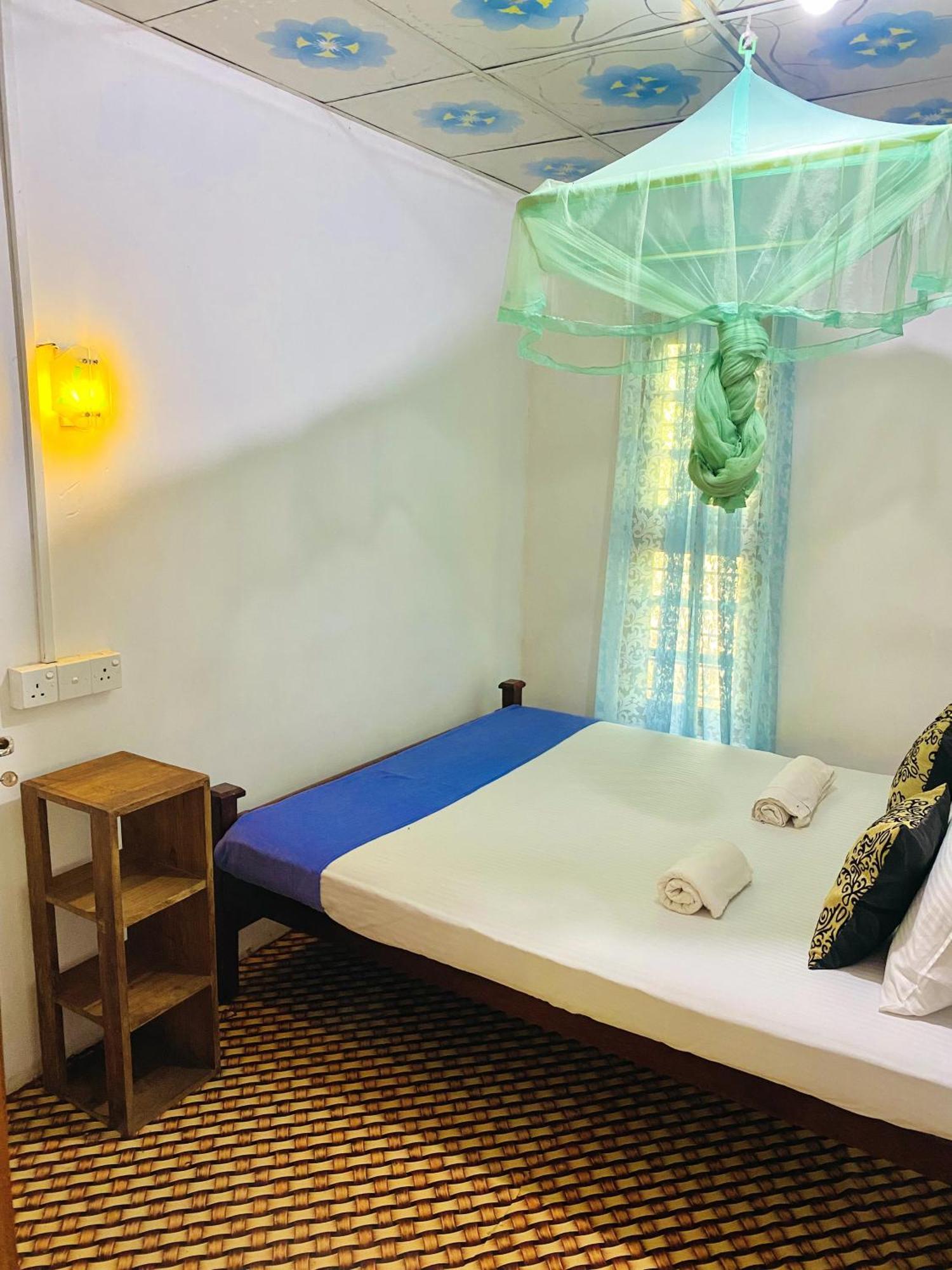 Sigiri Lakshan Home Stay Сигирия Екстериор снимка